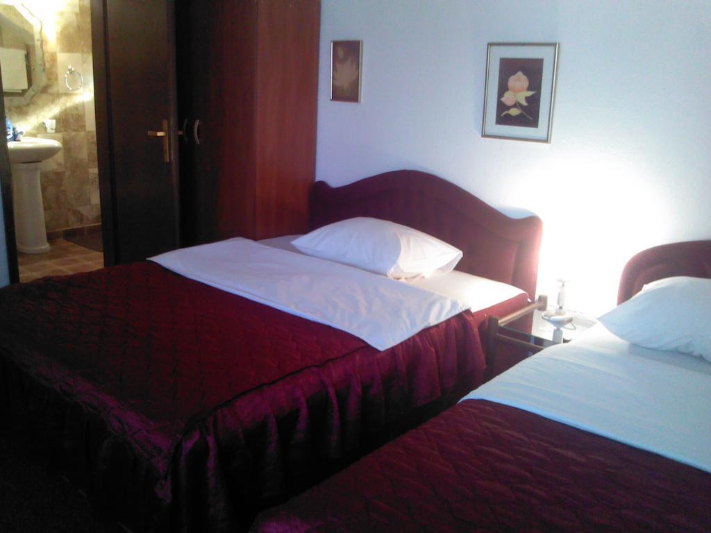 Vila Ani Skopje Ngoại thất bức ảnh
