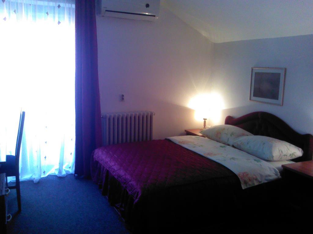 Vila Ani Skopje Ngoại thất bức ảnh
